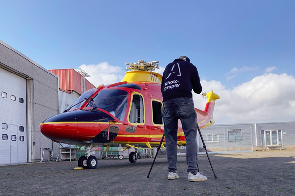 Behind the Scenes Shooting roter Hubschrauber